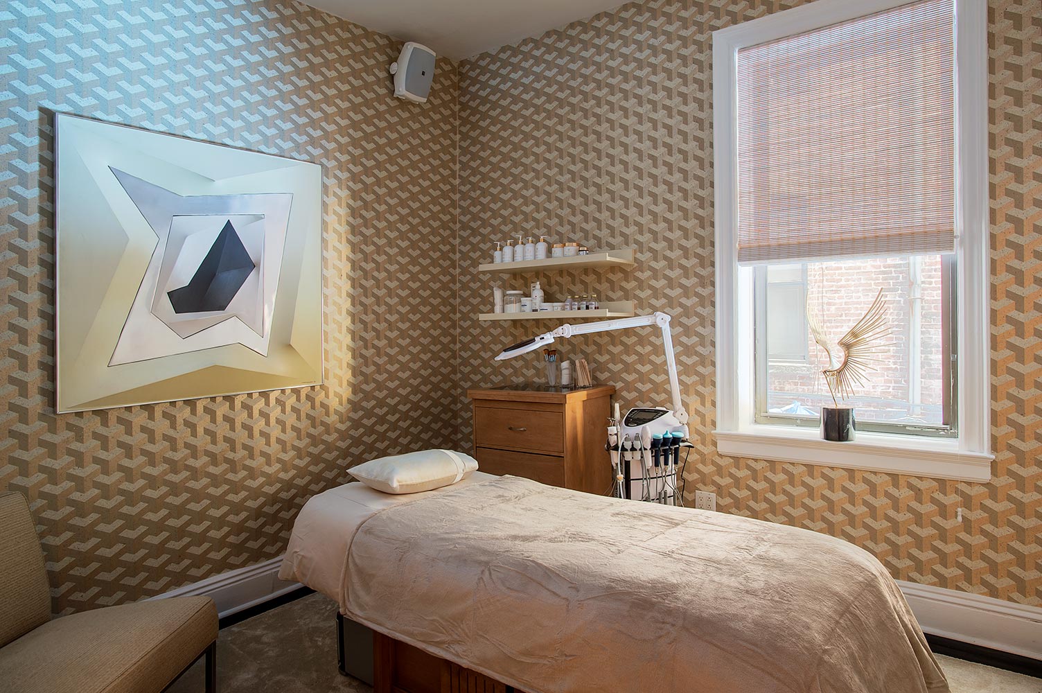 Interior Design of Georgia Louise Atelier by Caroline Legrand